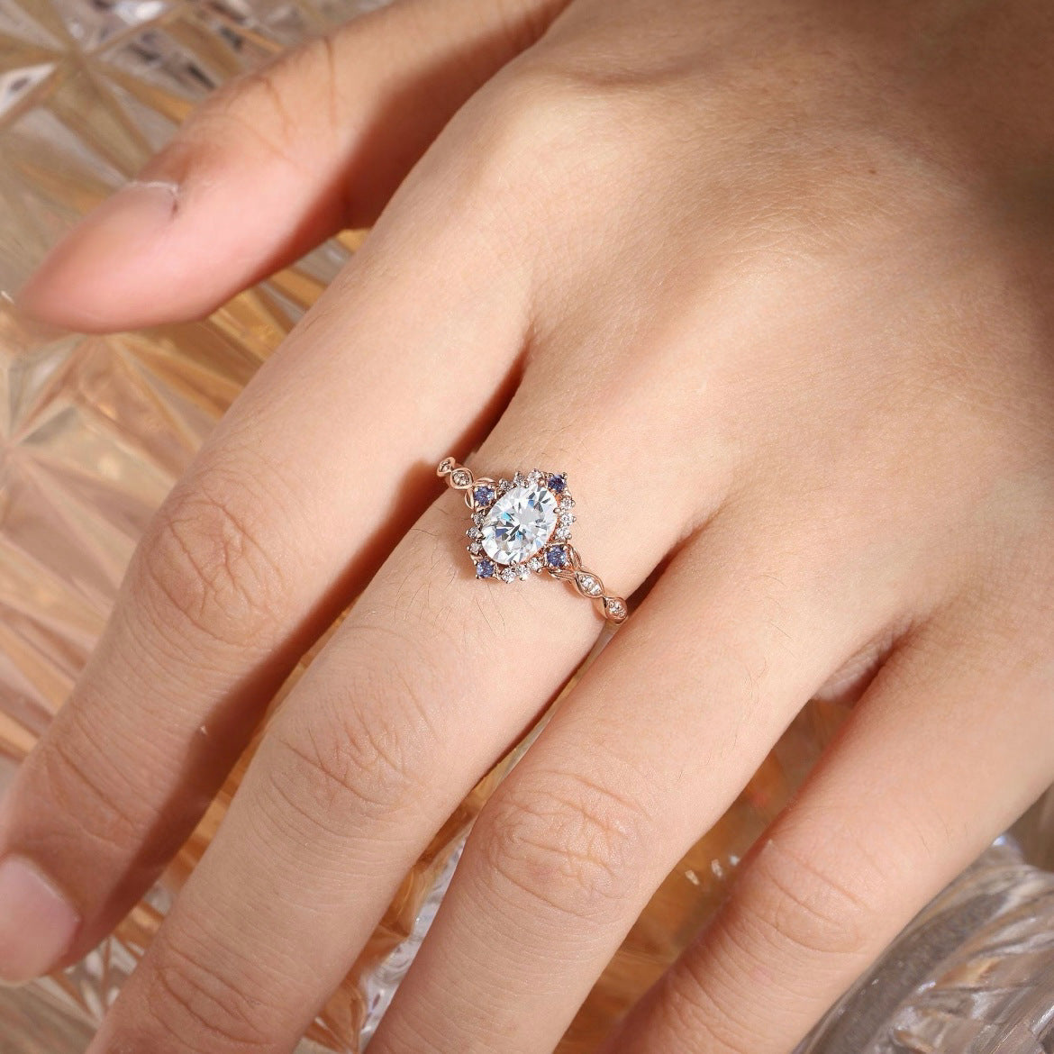 Rose Gold-Plated Flower Zircon Ring – Elegant Floral Design Cubic Zirconia Ring for Women, Fashion Jewelry Gift