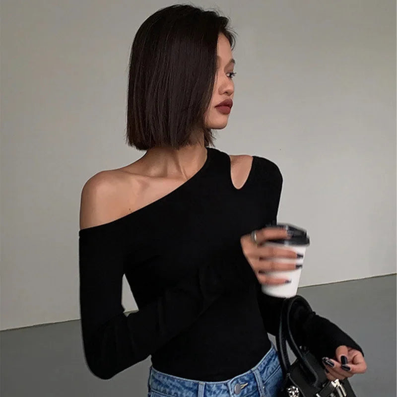 Women Off-Shoulder Long-Sleeved T-Shirt