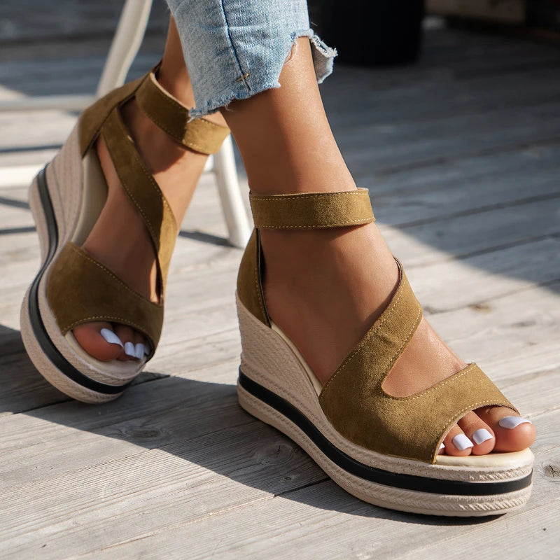Women’s Fish Mouth Platform Sandals