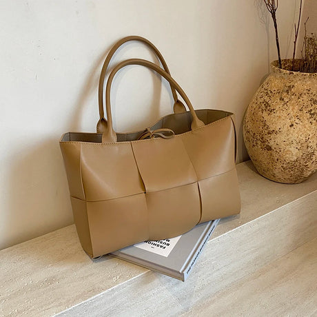 Woven Large Capacity Women’s Luxury Tote