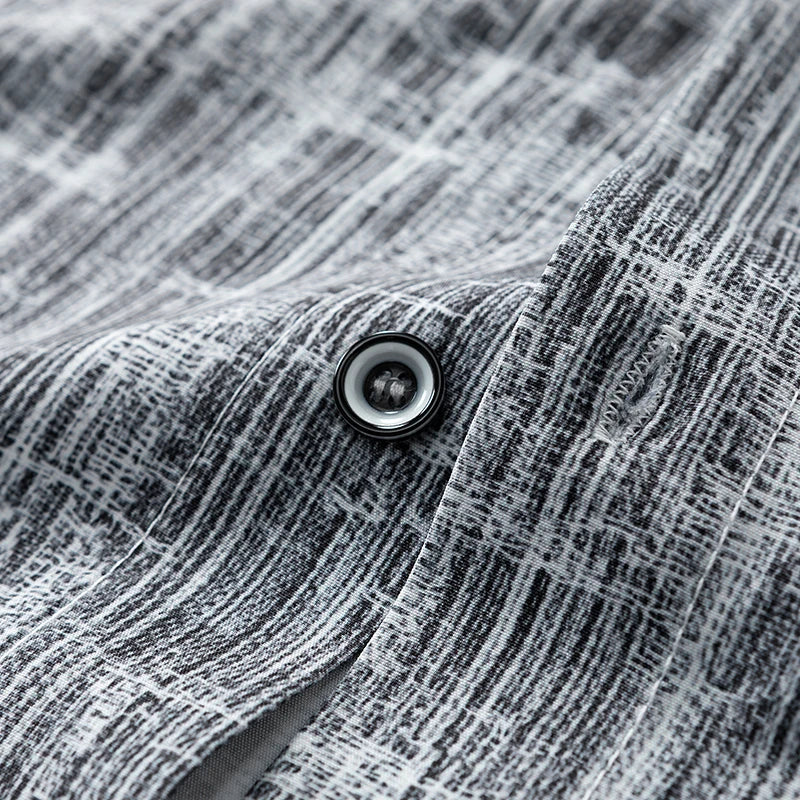 Men’s Oversized Plaid Shirt