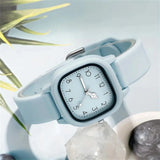 Casual and fashionable square quartz watch