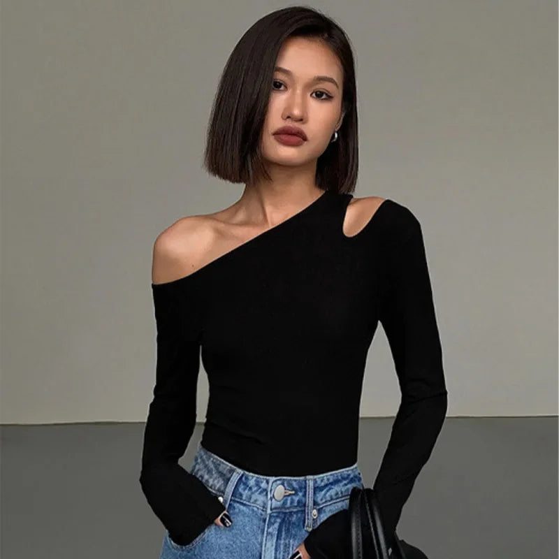 Women Off-Shoulder Long-Sleeved T-Shirt