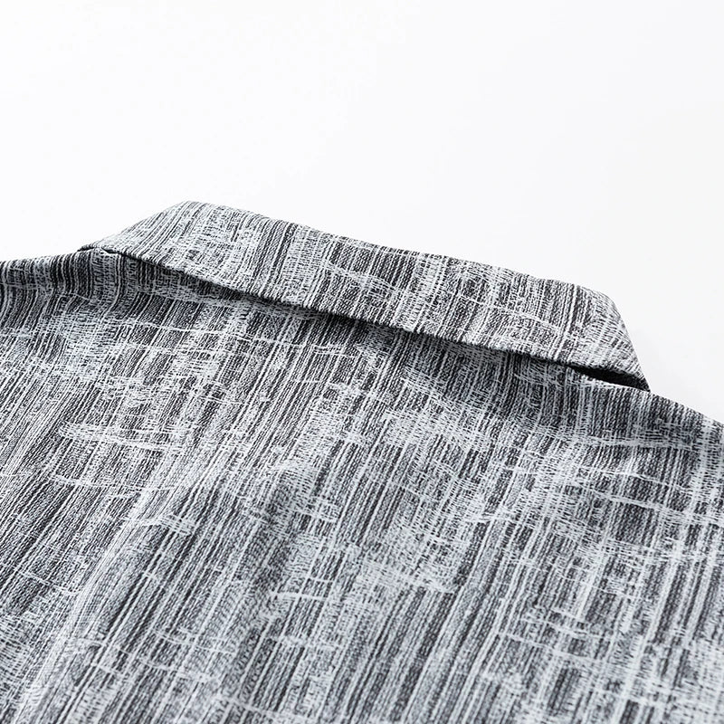 Men’s Oversized Plaid Shirt