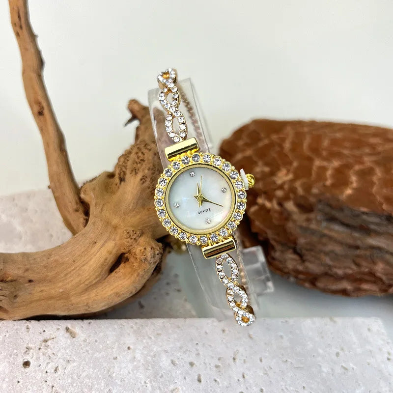 Women’s Simple Quartz Watch – Small Dial Bracelet Watch | Elegant Minimalist Ladies Wristwatch Clock